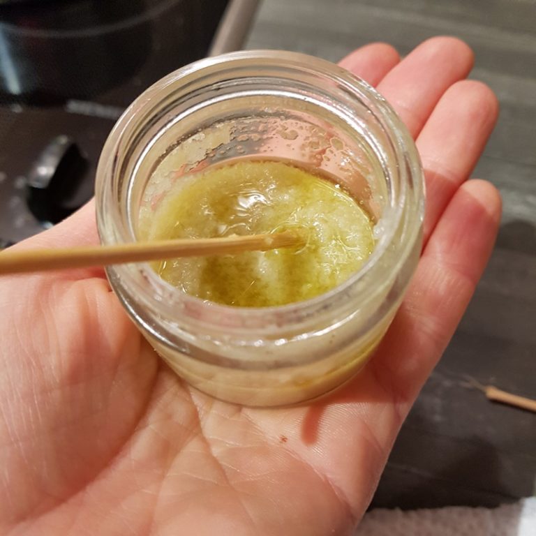 Salz-Öl-Peeling, Handpeeling - für seidig weiche Haut