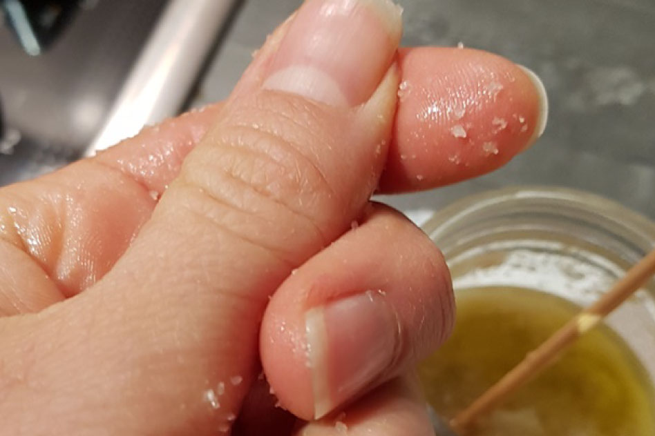 Salz Öl Peeling – Deine Pflege für raue Hände